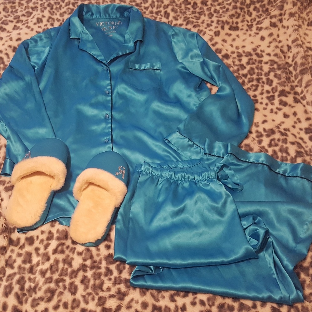 Victoria's Secret Silky PJ Set